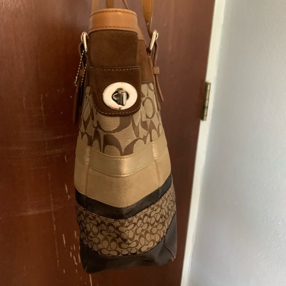 Shoulder vintage Coach purse - Picture 4 of 7